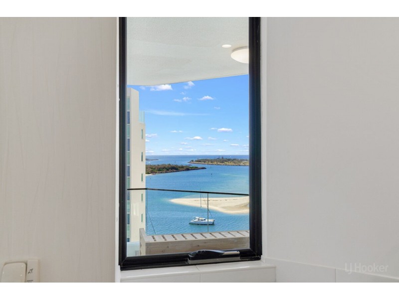 1403/41 Labrador Street, Labrador QLD 4215