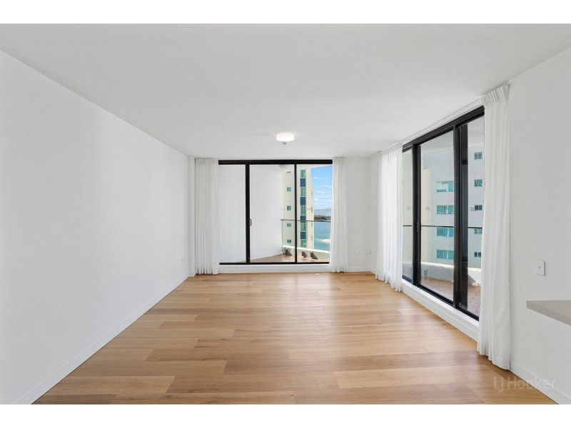 1403/41 Labrador Street, Labrador QLD 4215