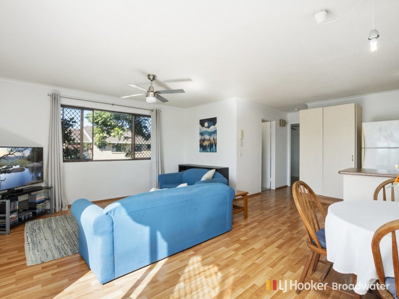 8/159 Muir Street, Labrador QLD 4215