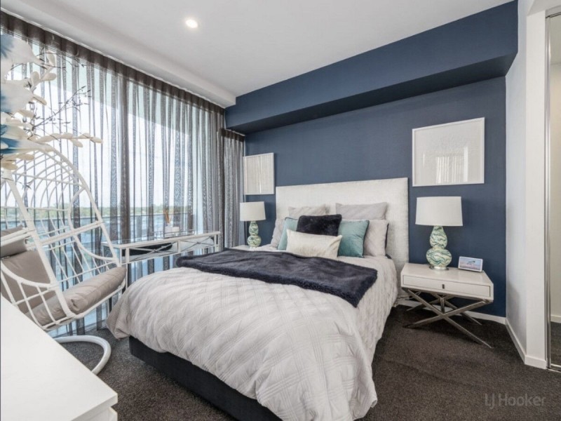 4401/5 Harbour Side Court, Biggera Waters QLD 4216