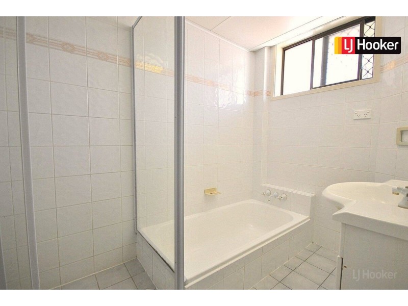 3/39 Lenneberg Street, Southport QLD 4215