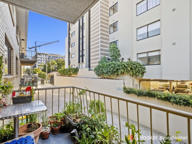 3/39 Lenneberg Street, Southport QLD 4215