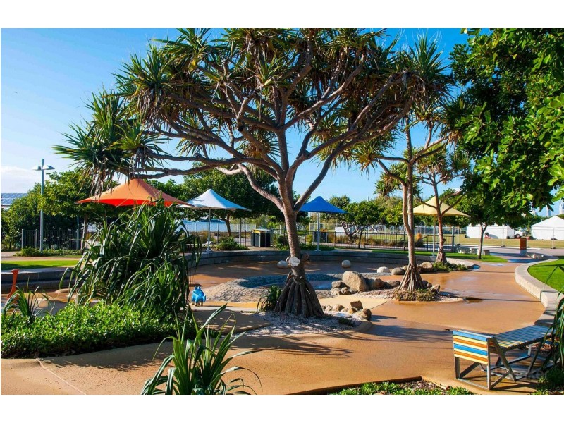 3/39 Lenneberg Street, Southport QLD 4215