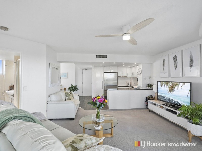 23/242-244 Marine Parade, Labrador QLD 4215