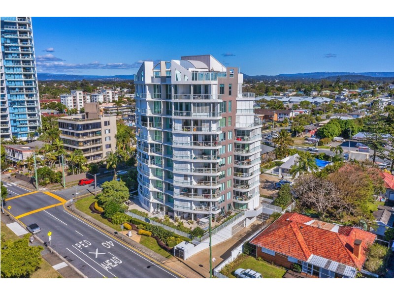 23/242-244 Marine Parade, Labrador QLD 4215