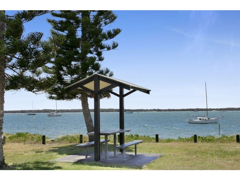 1/516 Marine Parade, Biggera Waters QLD 4216