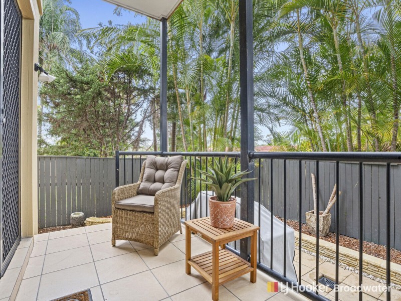 1/238 Government Road, Labrador QLD 4215