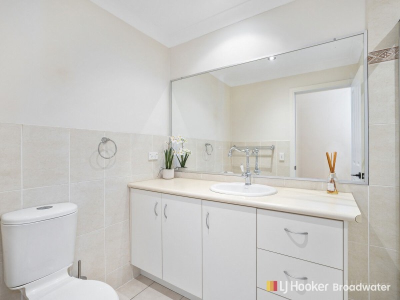 1/238 Government Road, Labrador QLD 4215