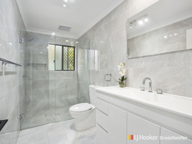 1/238 Government Road, Labrador QLD 4215