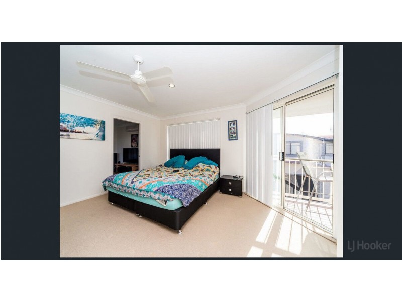2/18 Broad Street, Labrador QLD 4215