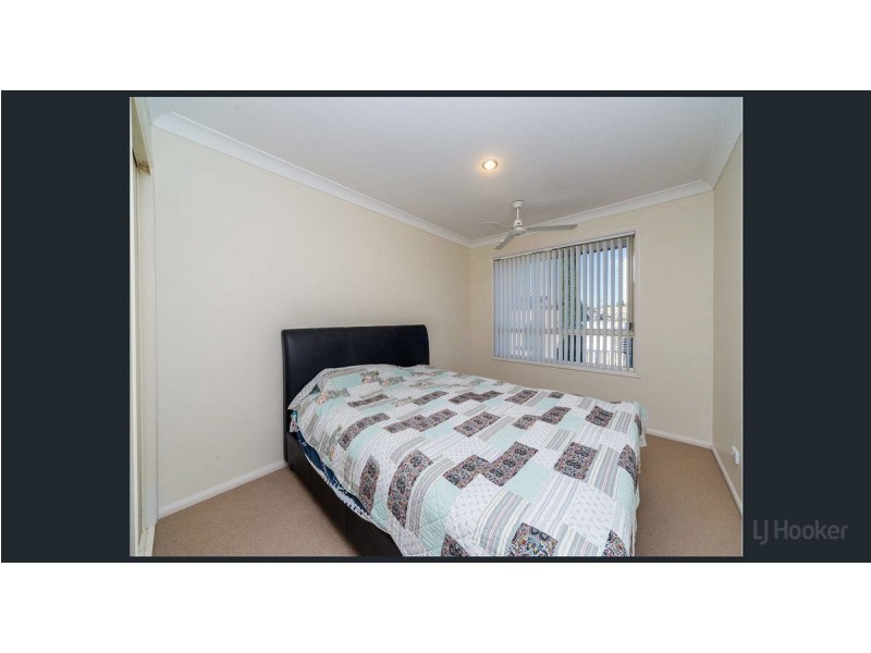 2/18 Broad Street, Labrador QLD 4215