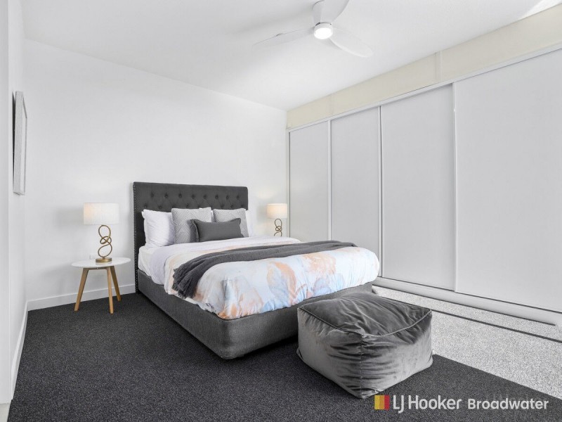 801/41 Labrador Street, Labrador QLD 4215