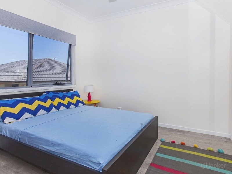 2/2 Neroli Drive, Springfield Lakes QLD 4300