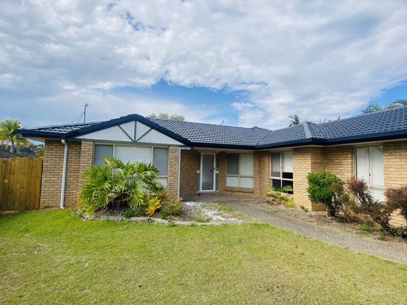 12 Crenshaw Court, Parkwood QLD 4214