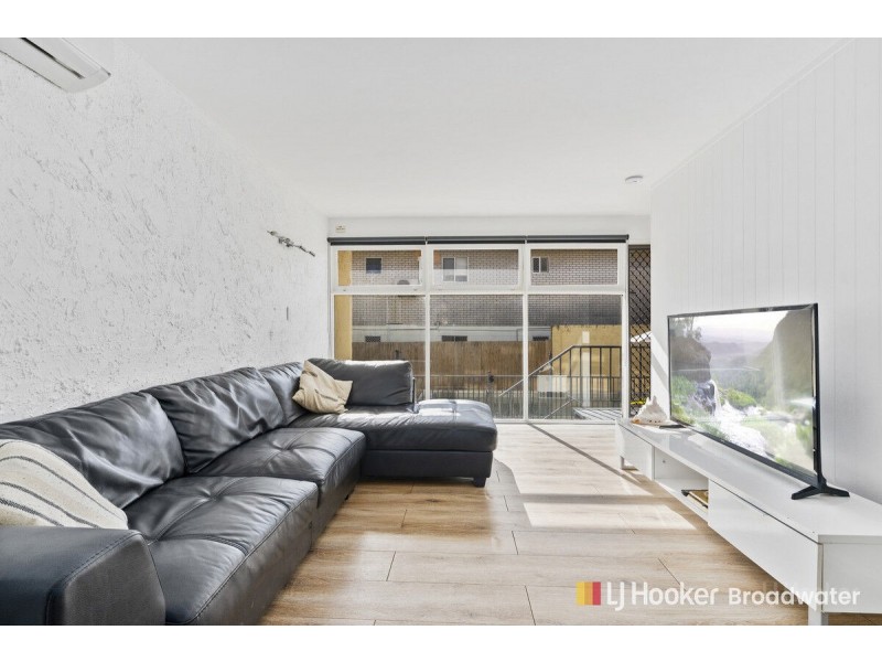 2/21 Sunset Boulevard, Surfers Paradise QLD 4217