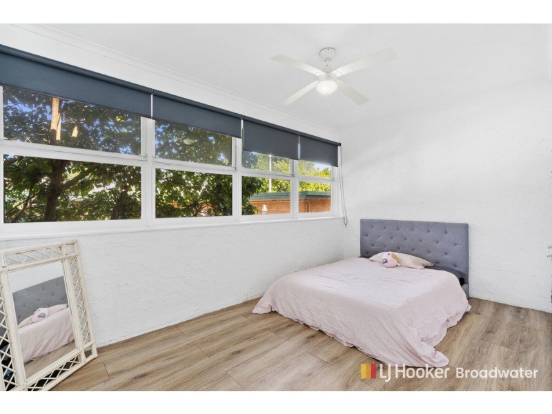 2/21 Sunset Boulevard, Surfers Paradise QLD 4217