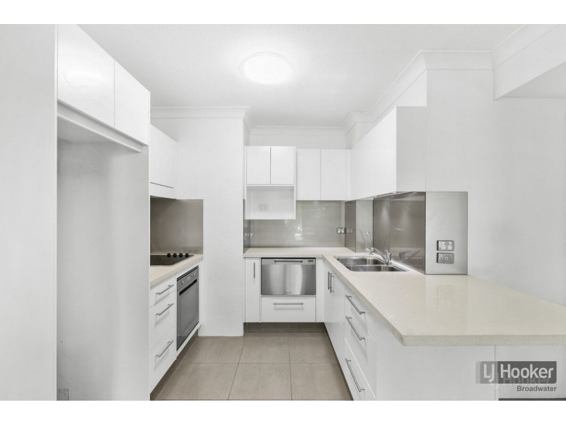 5/65 Bauer Street, Southport QLD 4215