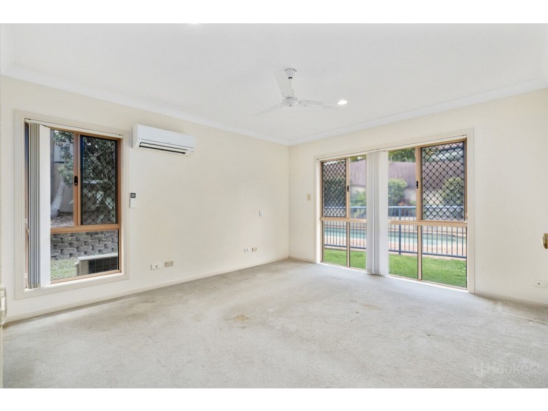 25 Nottinghill Gate Drive, Arundel QLD 4214