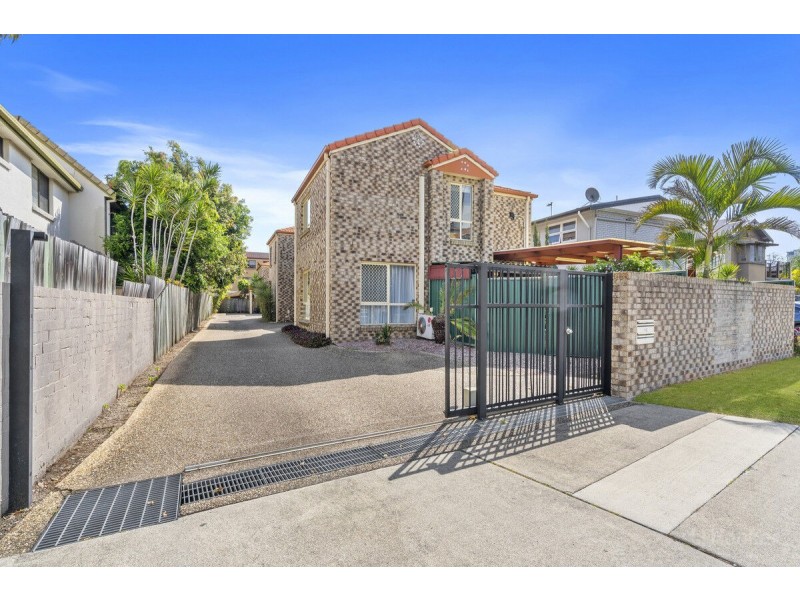 3/142 Frank Street, Labrador QLD 4215