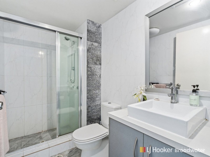 1502/41 Labrador Street, Labrador QLD 4215