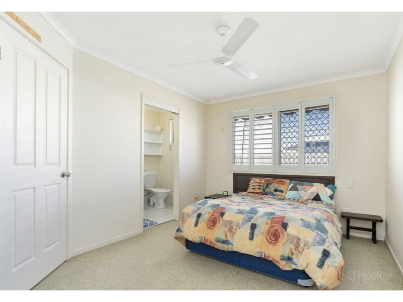 2/40 Milton Avenue, Paradise Point QLD 4216