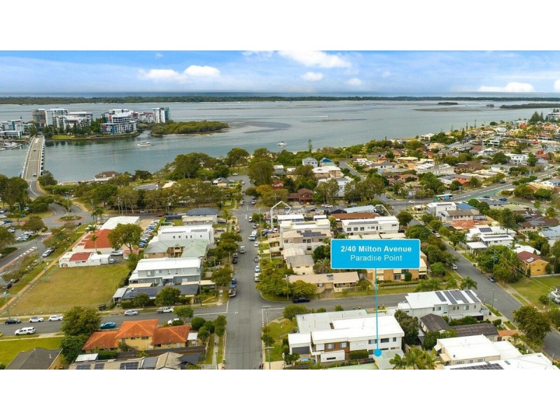 2/40 Milton Avenue, Paradise Point QLD 4216