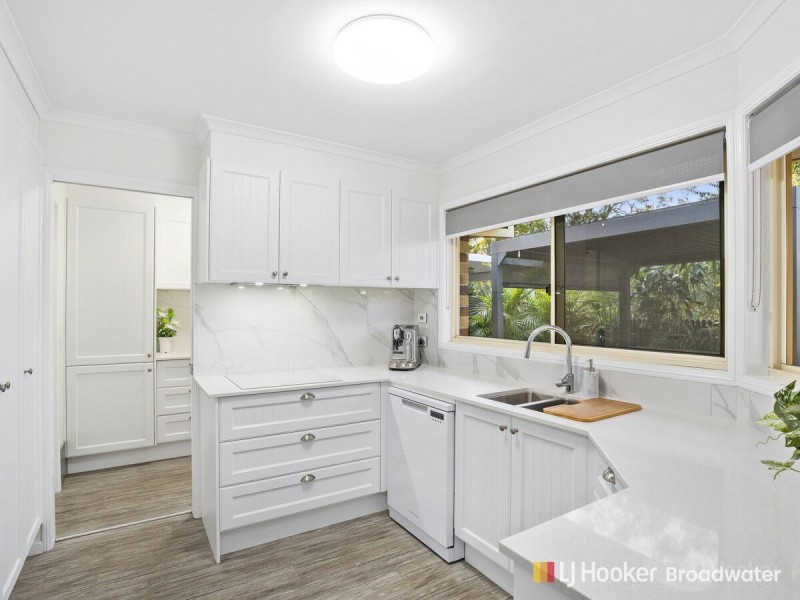 27/402 Pine Ridge Road, Coombabah QLD 4216