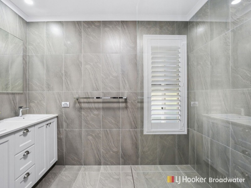 27/402 Pine Ridge Road, Coombabah QLD 4216