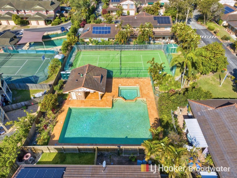 27/402 Pine Ridge Road, Coombabah QLD 4216