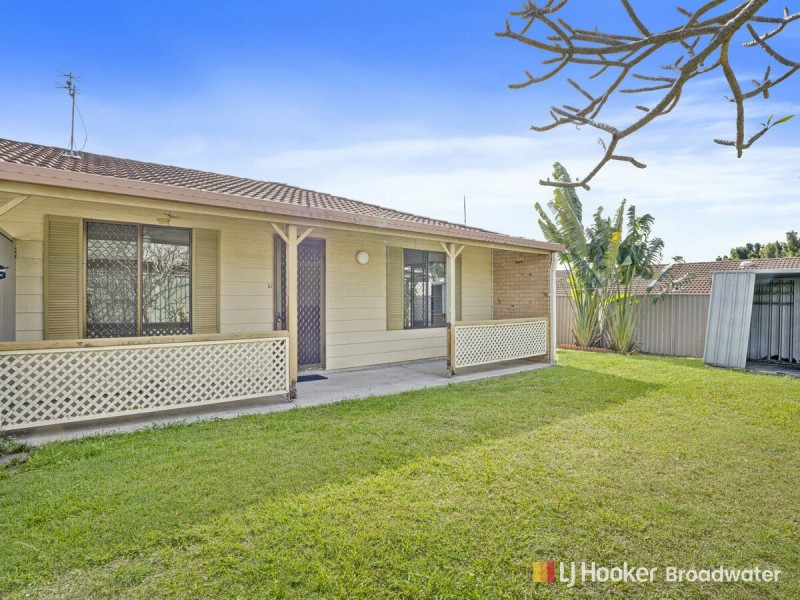 2/9 Beitz Avenue, Labrador QLD 4215