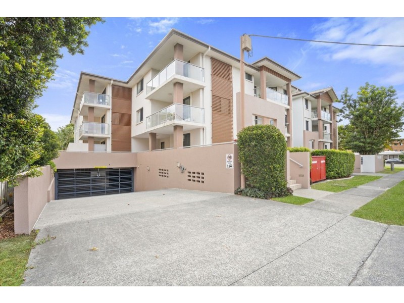 4/32 Bath Street, Labrador QLD 4215