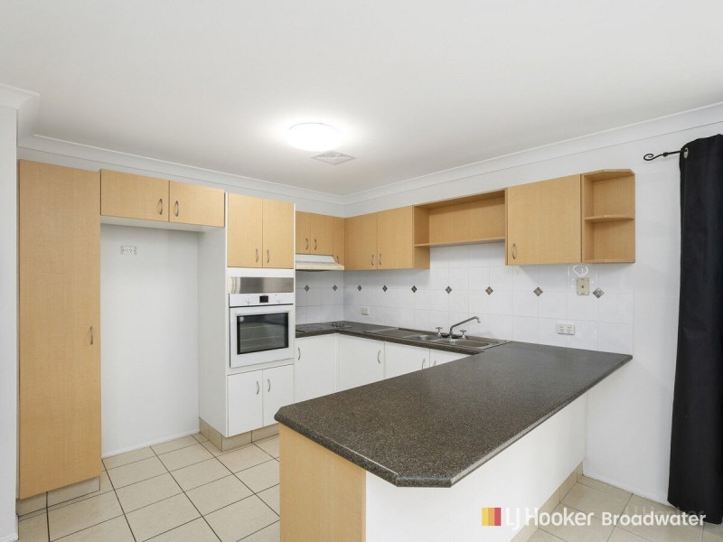 67 Village Way, Oxenford QLD 4210