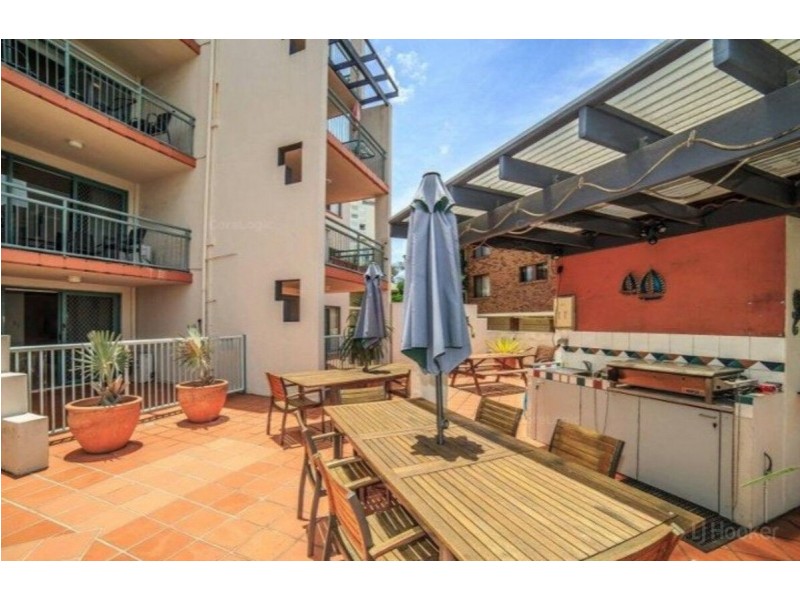 5/7-9 Robert Street, Labrador QLD 4215