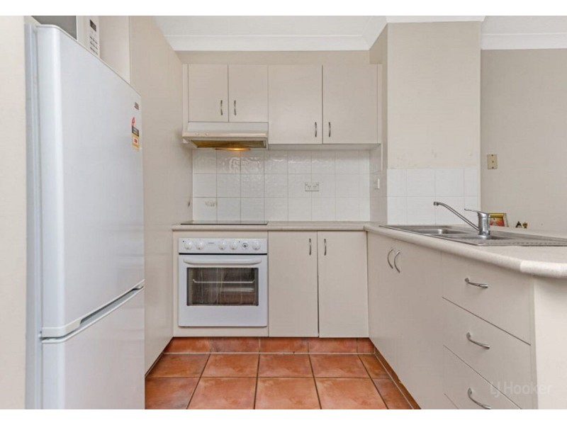 15/217 Scarborough Street, Southport QLD 4215