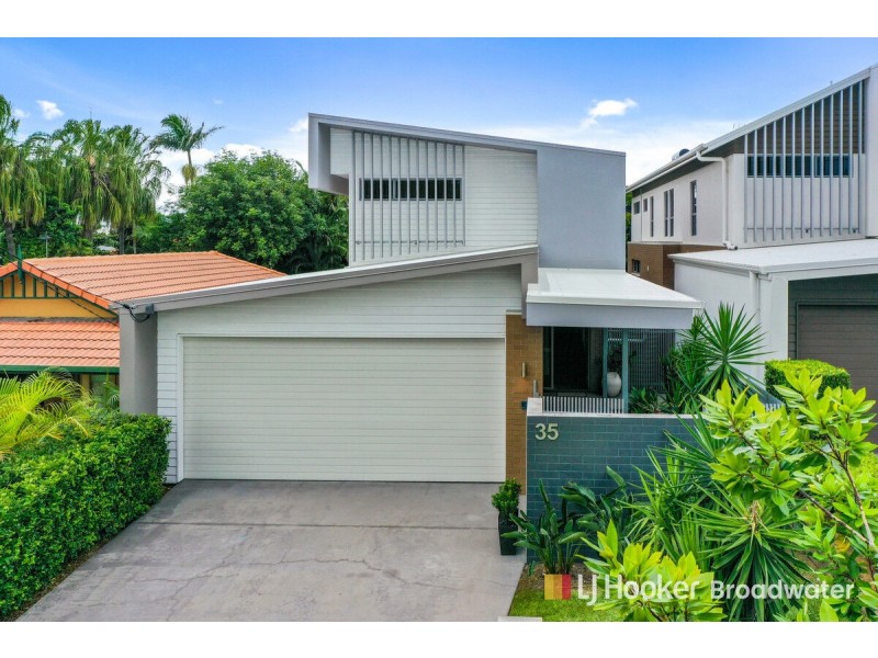 35 Ernest Street, Labrador QLD 4215