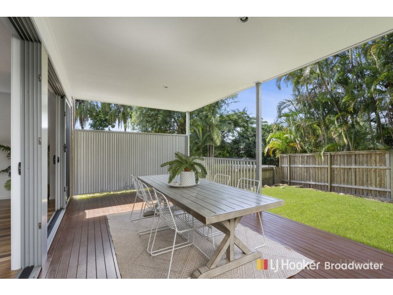 35 Ernest Street, Labrador QLD 4215