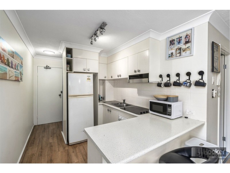 4/103-105 Frank Street, Labrador QLD 4215