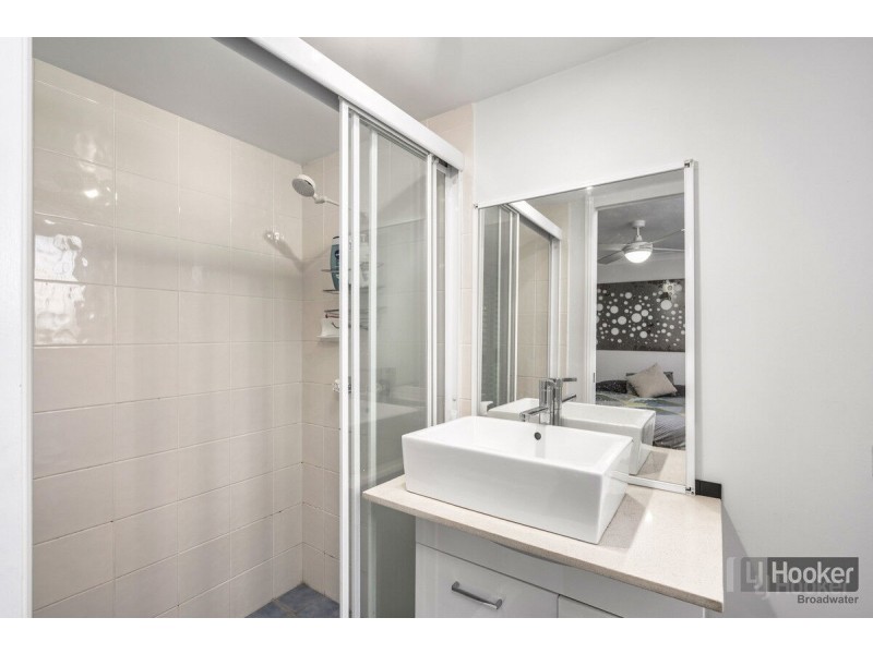 4/103-105 Frank Street, Labrador QLD 4215