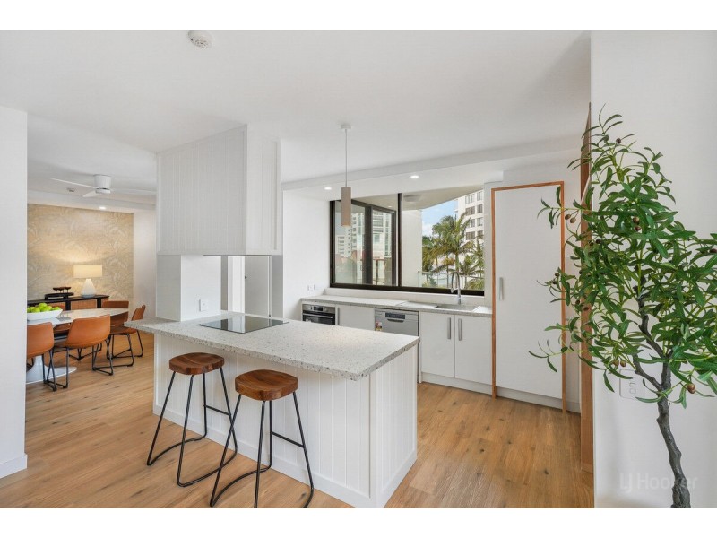 303/41 Labrador Street, Labrador QLD 4215