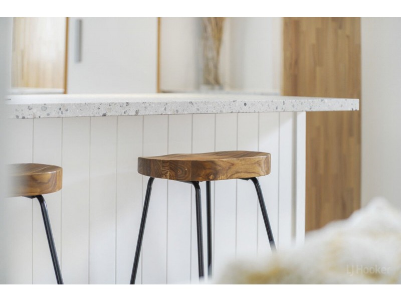 303/41 Labrador Street, Labrador QLD 4215