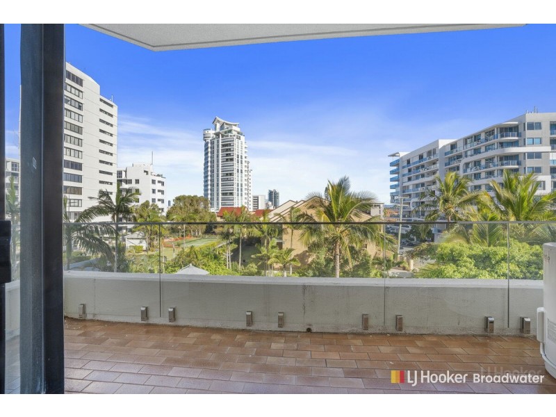 303/41 Labrador Street, Labrador QLD 4215