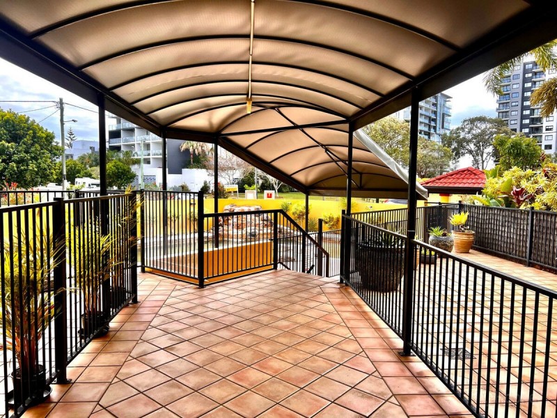 28/10-12 Bath Street, Labrador QLD 4215