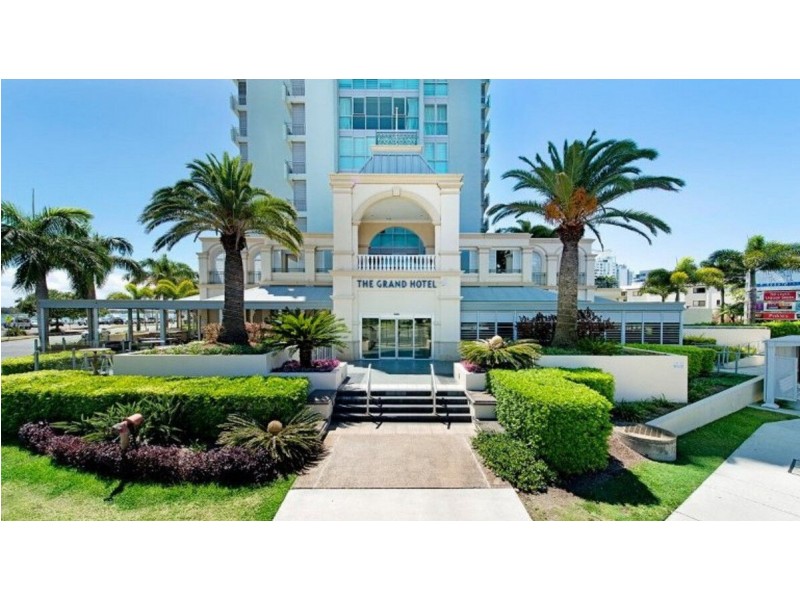 28/10-12 Bath Street, Labrador QLD 4215