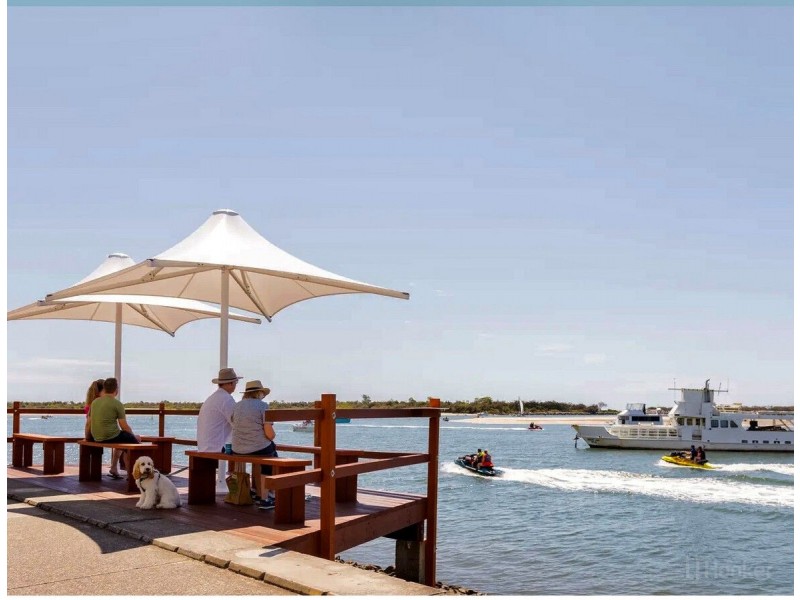 28/10-12 Bath Street, Labrador QLD 4215