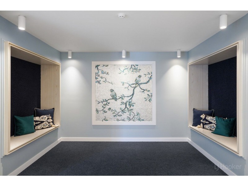 401/41 Labrador Street, Labrador QLD 4215