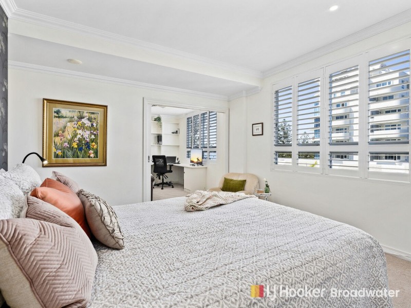 401/212-214 Marine Parade, Labrador QLD 4215