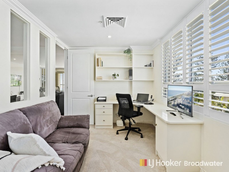 401/212-214 Marine Parade, Labrador QLD 4215