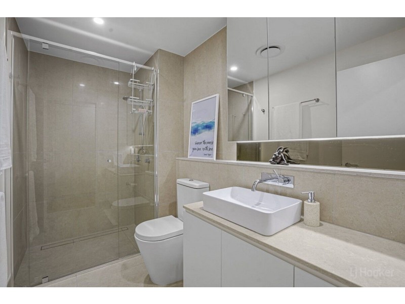 508/110 Frank Street, Labrador QLD 4215