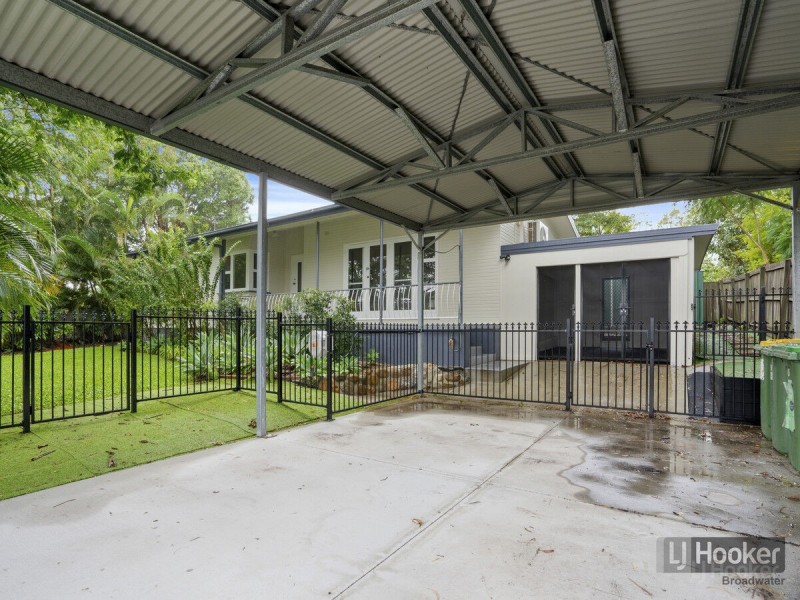 15 Billington Street, Labrador QLD 4215