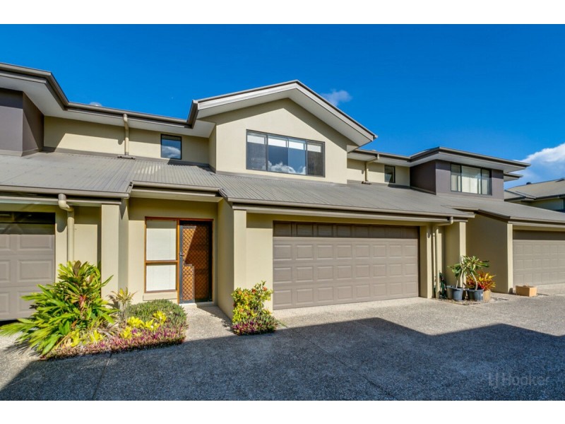 2/8-10 Gordon Street, Labrador QLD 4215